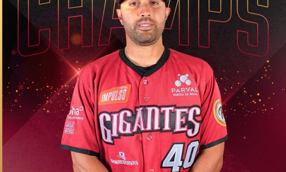 Gigantes del Cibao firman al dirigente Luis Urueta y al coach de Pitcheo Wellington Cepeda