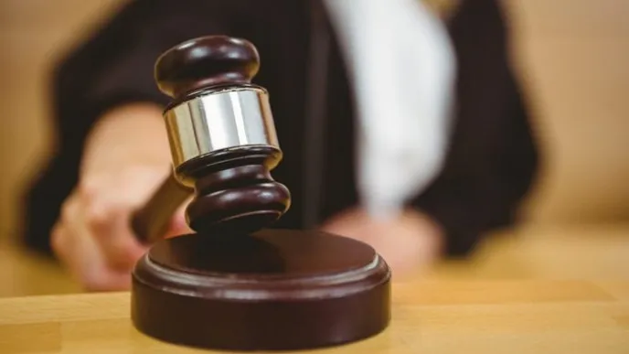 Tribunal condena a 30, 20 y 10 años de prisión a cuatro hombres que asaltaban vestidos de policías