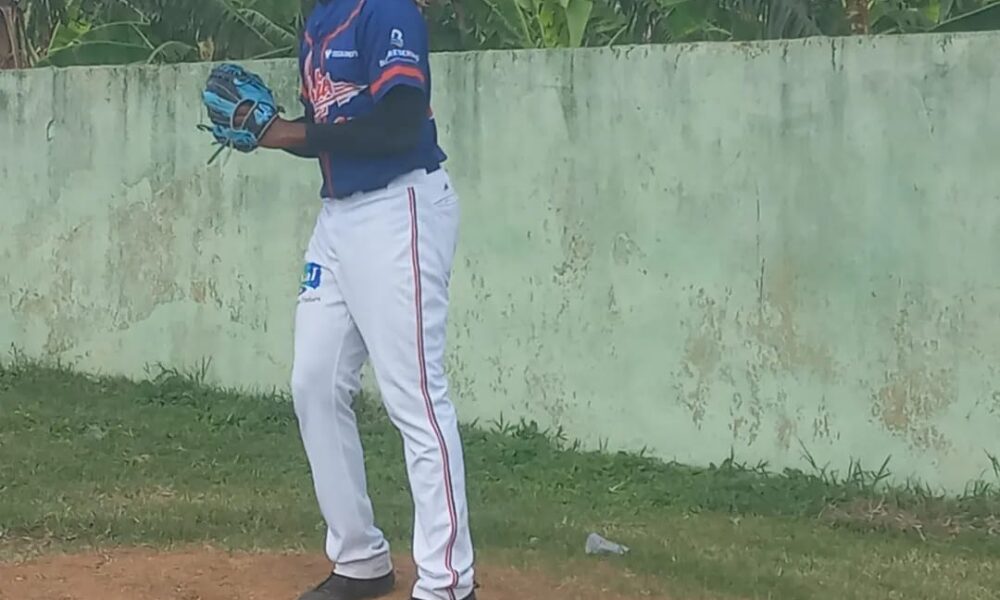 Indios remontan y derrotan a los Caballeros 8 x 4 en Rancho Viejo