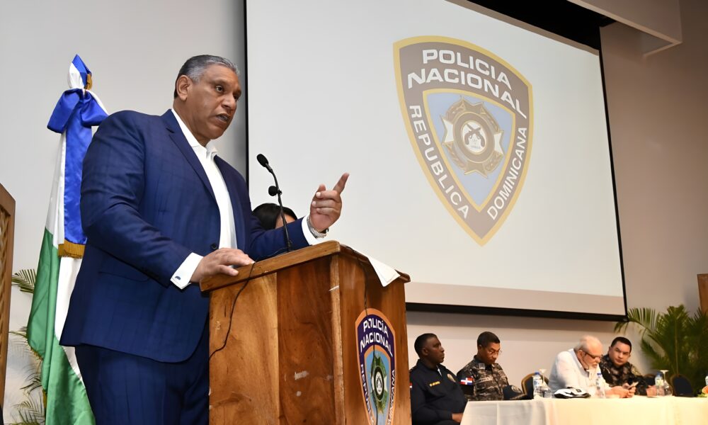 Ministro de Interior  advierte Gobierno no cederá en combate a la delincuencia y crimen organizado 