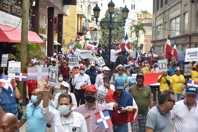 Inicia “Marcha Patriótica” para que la Comunidad Internacional busque soluciones para Haití