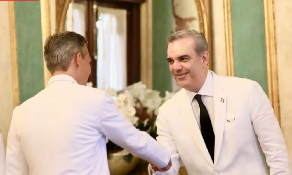 Presidente Abinader recibe cartas credenciales de tres nuevos embajadores (VIDEO)