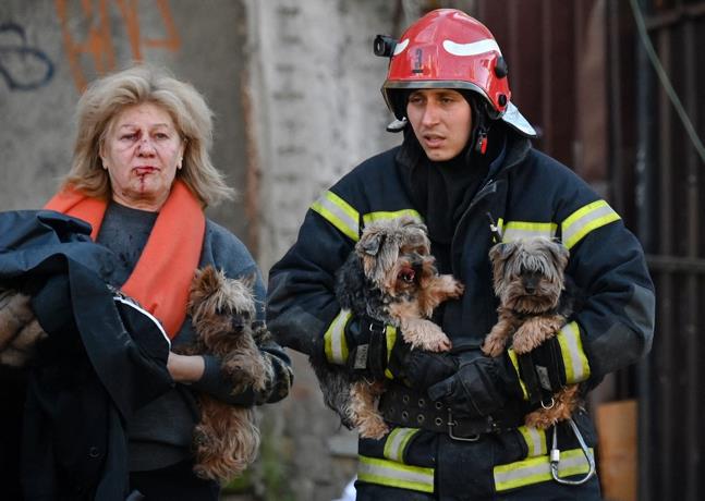 Rusia lanza bombardeos «masivos» en Ucrania en represalia por ataque contra puente de Crimea