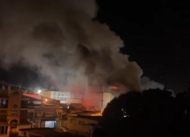 ULTIMO MINUTO/Se registra incendio en antiguo Cine Vega Real