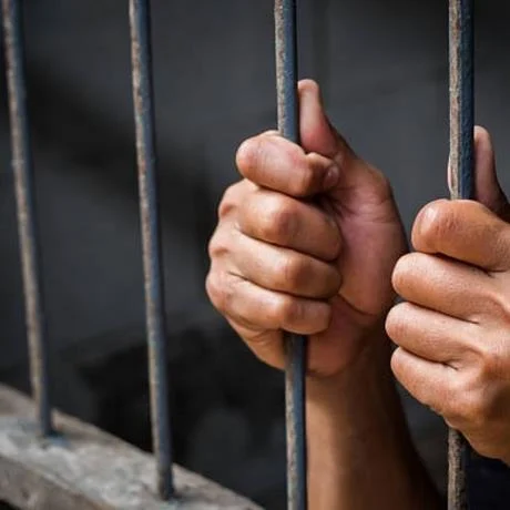 Detienen a tres dominicanos con más de una tonelada de cocaína en Colombia
