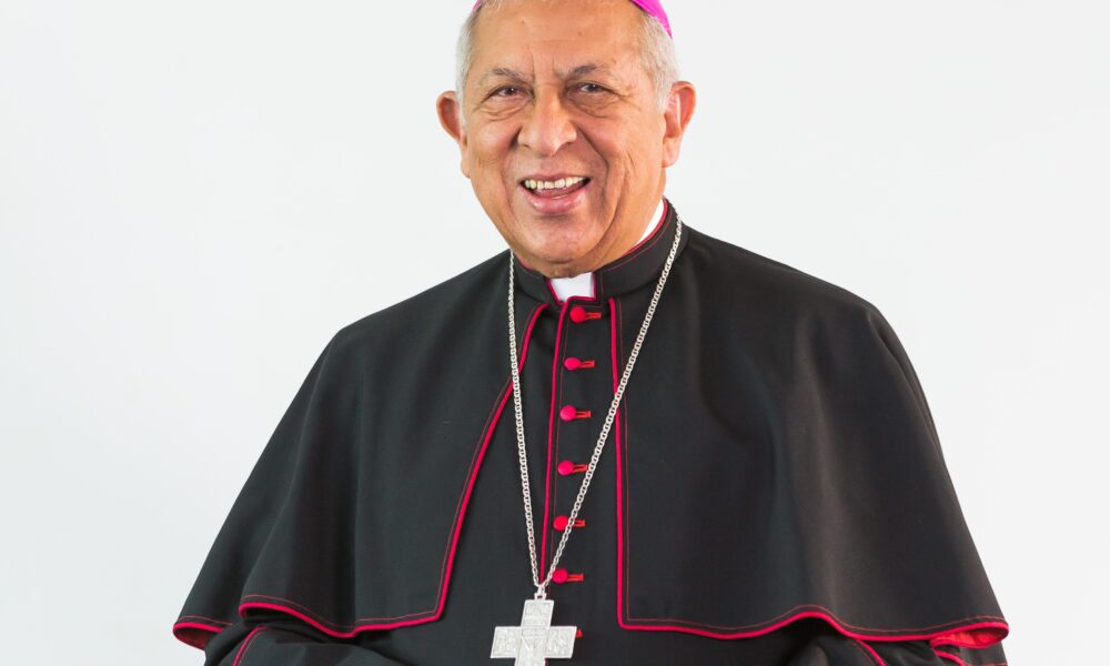 Monseñor De la Rosa y Carpio se encuentra en “condición estable” luego de sufrir ACV
