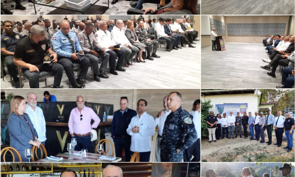 Comisionado Para La Reforma Policial Pepe Vila Del Castillo Visita La Vega