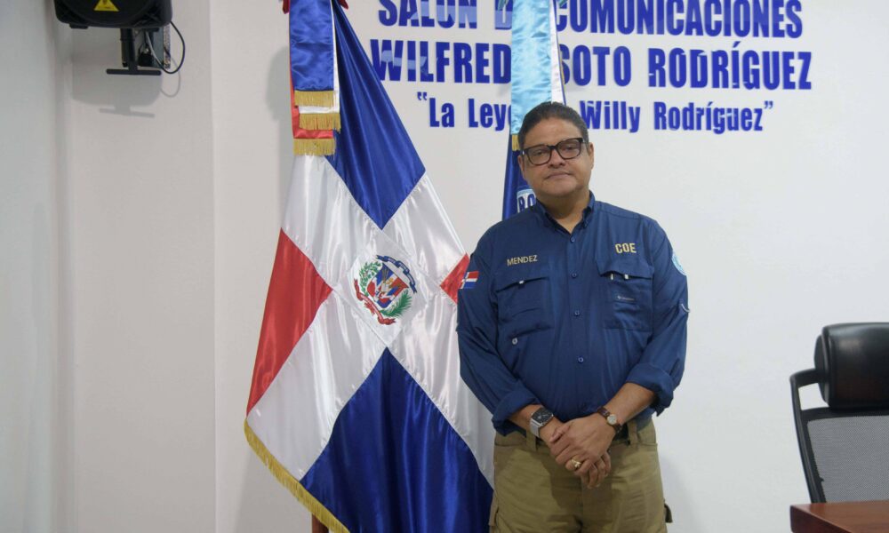 Mayor Gral. Juan Manuel Méndez solicita al MAP que le reponga salario mensual como director de COE