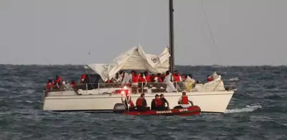 Interceptan una embarcación con 190 migrantes haitianos en las Islas Turcas y Caicos