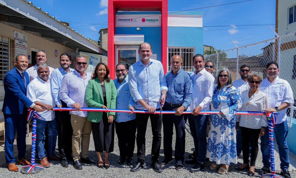 Senador Rogelio Genao representando y gestionando para su provincia