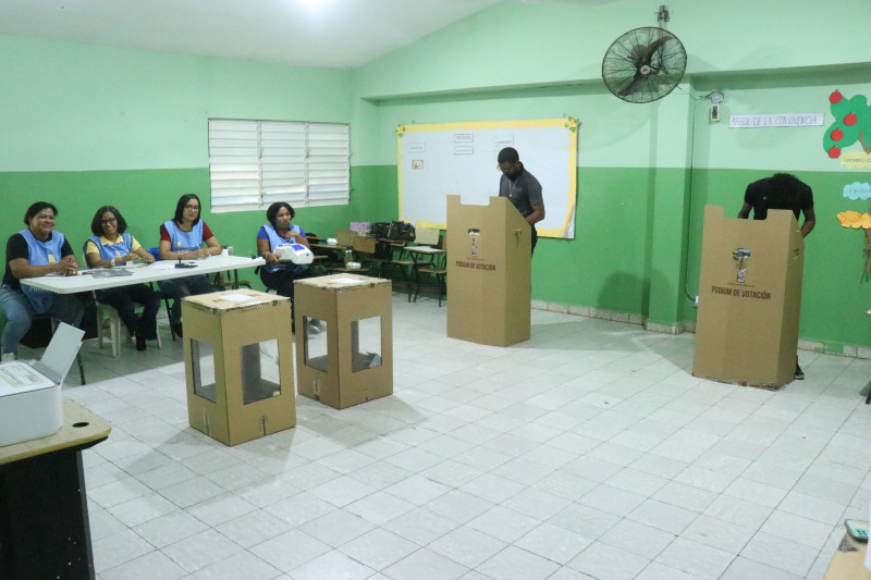 Examinarán sufragios anulados en Dajabón después de que Fiordaliza Ceballos aventajara a Santiago Riverón por un voto