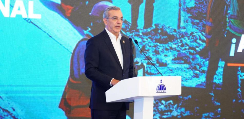 Abinader sorprende al revelar presiones desde EE.UU. para recibir refugiados haitianos